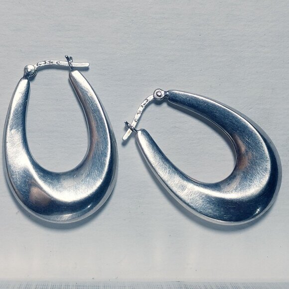 Sterling Silver Teardrop Hoop Earrings Vintage Polished Elegant Design Hinged - Picture 2 of 15
